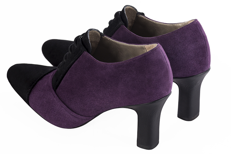 Matt black and amethyst purple women's essential lace-up shoes. Round toe. High kitten heels. Rear view - Florence KOOIJMAN